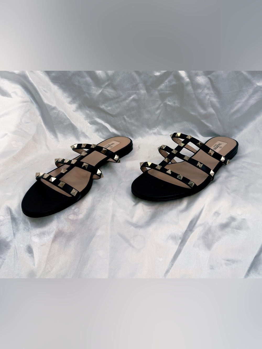 Valentino Garavani Rockstud flat slide sandals
